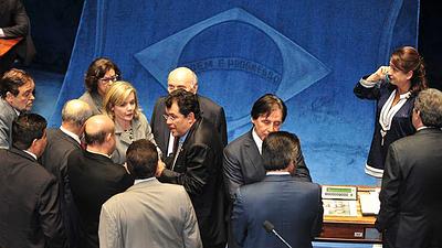 Senado1-abr-1.jpg