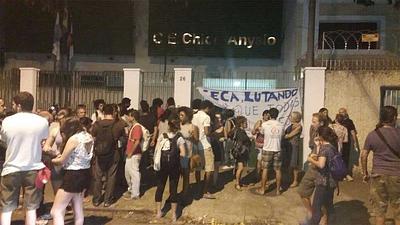 escola-ocupada.jpg