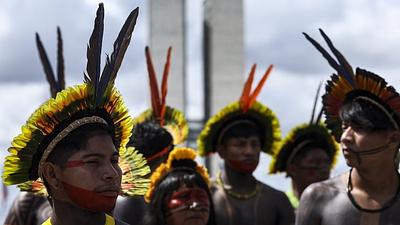 indigenas.jpg