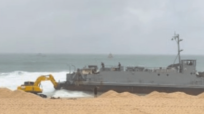 naviopraia.png