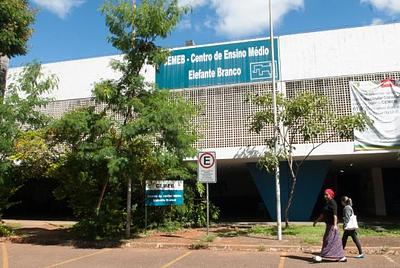 escolas.jpg