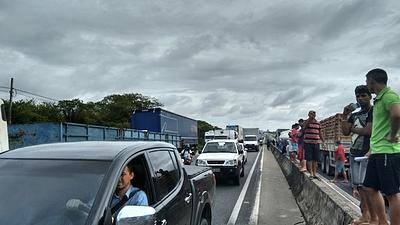 caminhoneiros2.jpg
