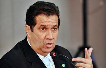 CARLOS-LUPI.jpg