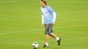 diego-forlan-twitter-ok-jpg1-300x168.gif