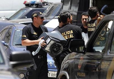 policiario3.jpg