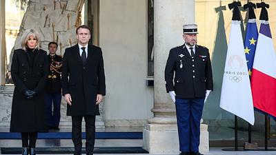 macron-1.jpg