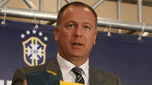 mano-menezes-selecao-450-300x168.gif