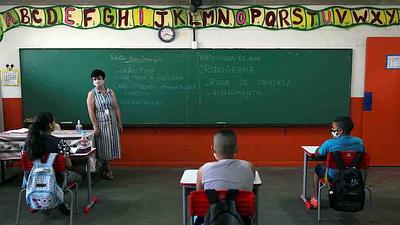 escolas.jpg