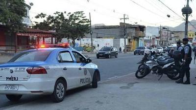 policiario.jpg