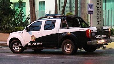 policiario.jpg