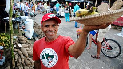feira-mst.jpg