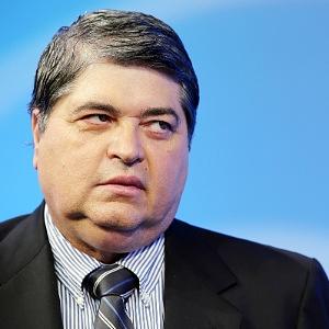 o-apresentador-datena-em-entrevista-ao-programa-uol-ve-tv-241012-1351115698729_300x300.jpg