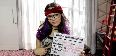 larissamanoela.jpg