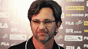 caiojunior_botafogo-300x168.gif