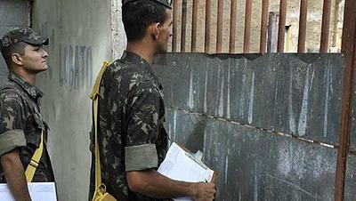 militares.jpg