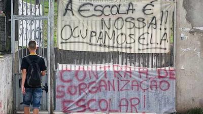 escolas.jpg