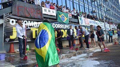 protesto-transparencia-1024x576.jpg
