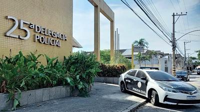 policiario.jpg