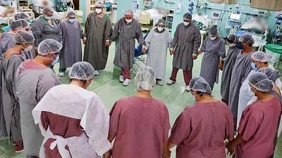medicos-covid.jpg