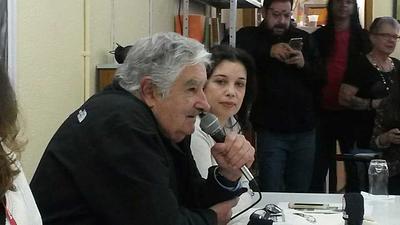 mujica-barao.jpg