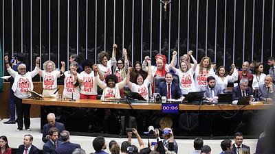 Plenario-fim-da-6x1-1.jpg