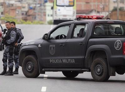 policiario.jpg