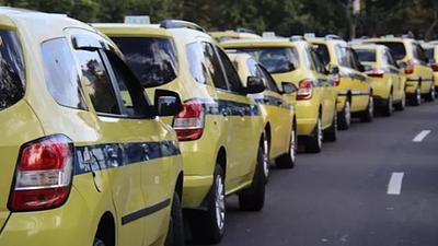 taxis-1.jpg