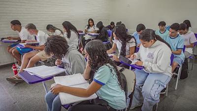 estudantes-2.jpg