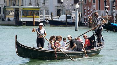 gondolas.jpg
