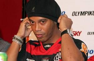 ronaldinhomengo-300x196.jpg