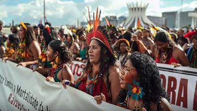 indigenas.jpg