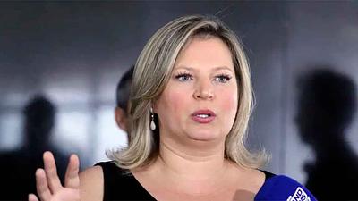 joice-hasselmann1.jpg