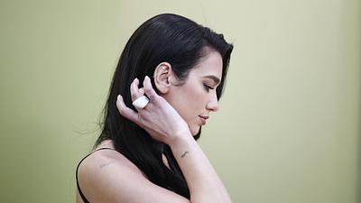 dualipa-1.jpg