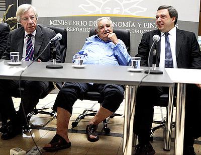 mujica1.jpg