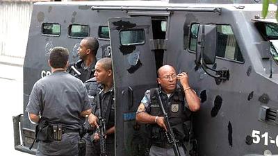 policia9.jpg