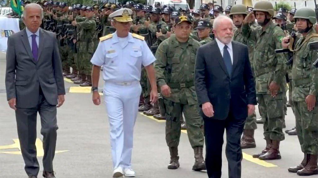 lula-militares.jpg