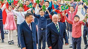 xi-lula1.jpg