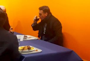 Ignorado pela maioria dos participantes do Fórum de Davos, após um discurso genérico Bolsonaro foi almoçar em um restaurante barato