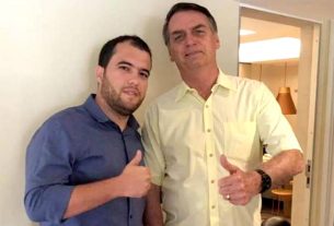 O dono da Vidal Assessoria e Gráfica Ltda. se apresenta como presidente do PSL em Amaraji. Repórteres do jornal visitaram a empresa, na véspera, e constataram que, na pequena sala, havia apenas duas máquinas e uma recepcionista. Vidal esteve com o já presidente eleito Jair Bolsonaro em sua casa, no Rio, em novembro