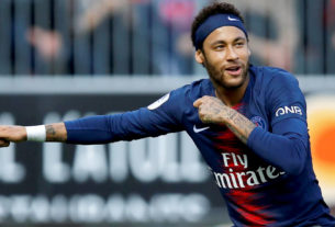 Neymar vestiu a camisa do PSG, pela última vez, em maio deste ano