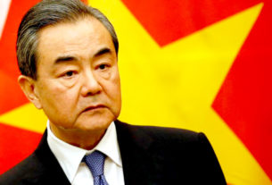 O diplomata Wang Yi acusou o governo do presidente Donald Trump de disseminar notícias falsas sobre a China