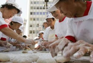 Feito de arroz, o Moti é tradição nas festas de final de ano no Japão