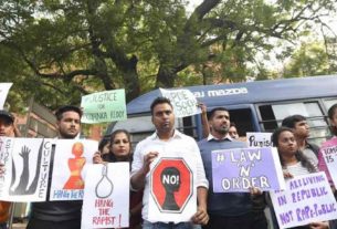 Casos de estupro provocam protestos na Índia