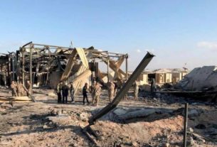 Soldados dos EUA inspecionam local atingido por míssil do Irã em base iraquiana de Ain al-Asad