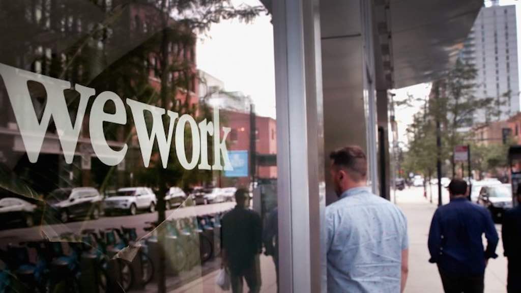 A alta avaliação da WeWork, de US$ 47 bilhões, caiu para menos de US$ 8 bilhões