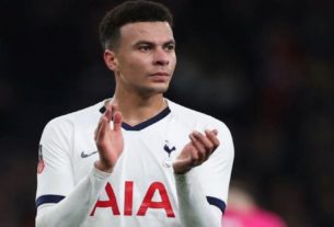 Dele Alli durante partida do Tottenham contra o Southampton pela Copa da Inglaterra