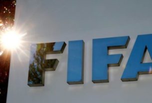 Contratos de jogadores devem ser prorrogados devido ao coronavírus, mostra documento da Fifa