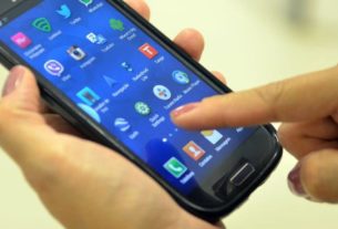 Também estão sendo lançados smartphones compatíveis com a tecnologia 5G