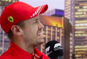 Piloto Sebastian Vettel em coletiva de imprensa na Austrália