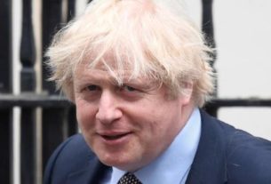 Premiê britânico, Boris Johnson, deixa residência oficial em Londres
